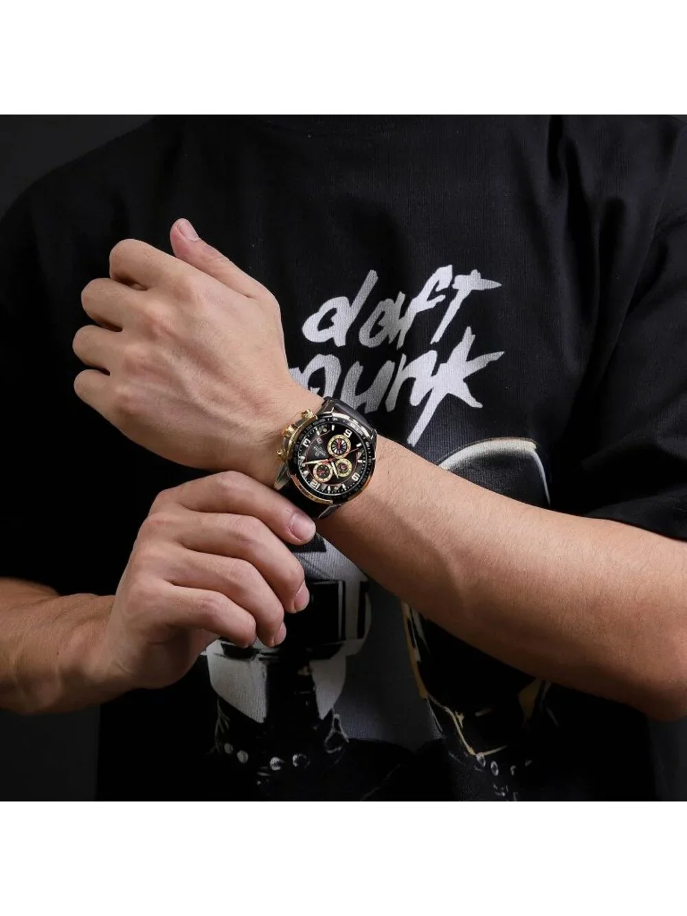 Men's Gold Black Analog Quartz Chronograph Leather Strap Fashion Wrist Watch